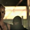Charlize Theron i Crossfire - Hollywoodstjerner i musikvideoer
