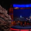 Stephen Colbert interviewer dragen Smaug