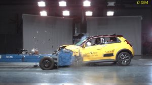 Genfødt fransk elbil får et minus i sikkerhedstest: Renault 5 lander på ikke 5 NCAP-stjerner