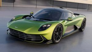 2025 Aston Martin Valhalla: En ny æra for britiske supercars