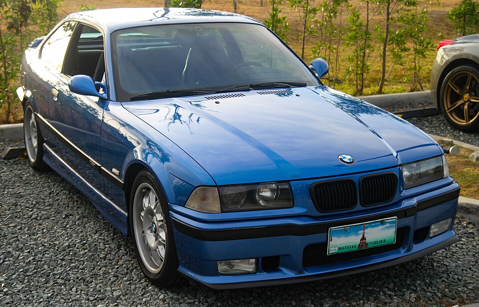 BMW M3 E36 Estoril Blue