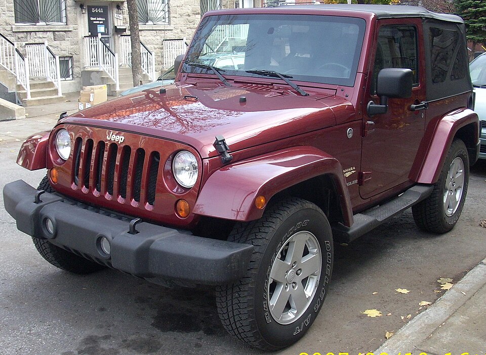 Jeep JK Wrangler Sahara 2 Door Convertible