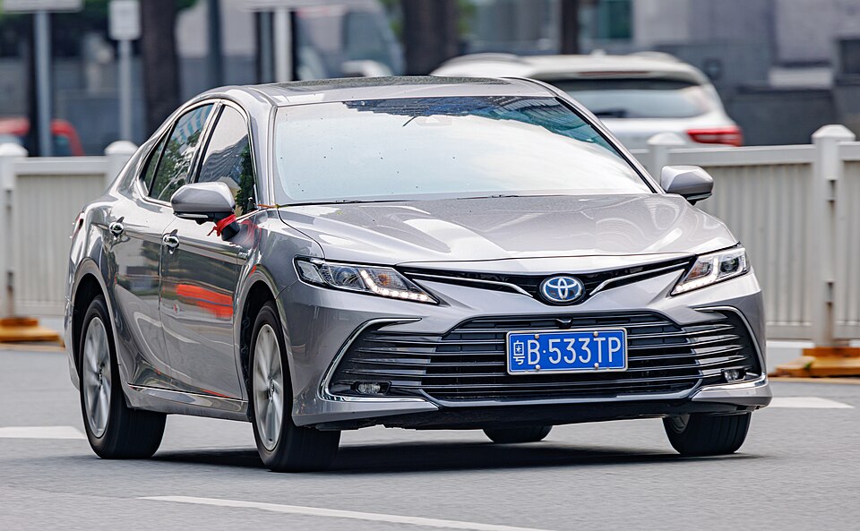 TOYOTA CAMRY HYBRID XV70 China 4