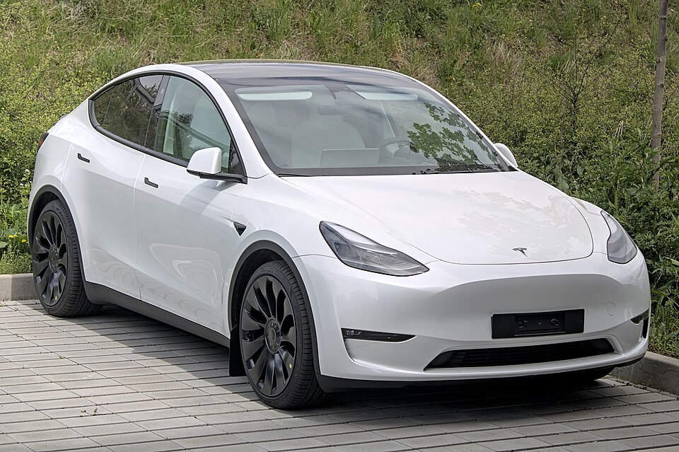 Tesla Model Y IMG 9499