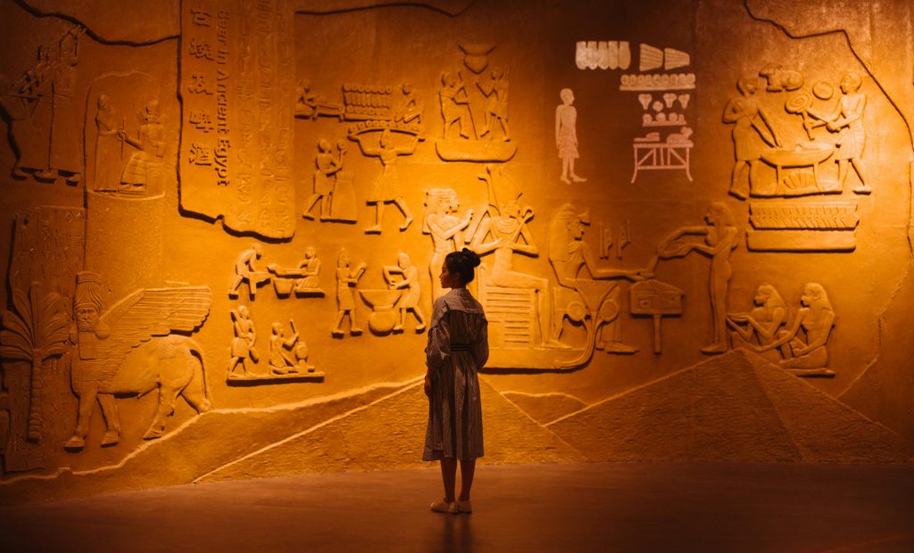 Arkæologer afslører hidtil ukendte egyptiske grave – fundet stort set intakte