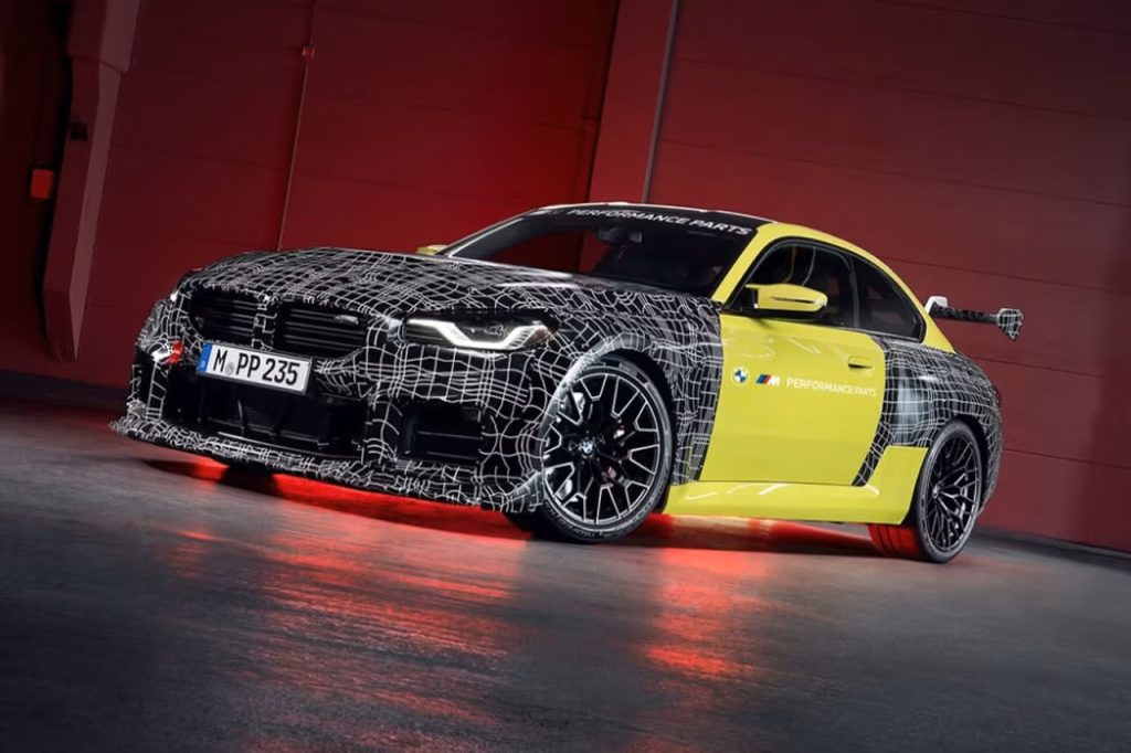 BMW teaser ny gadeklar racerpakke til 2026 M2