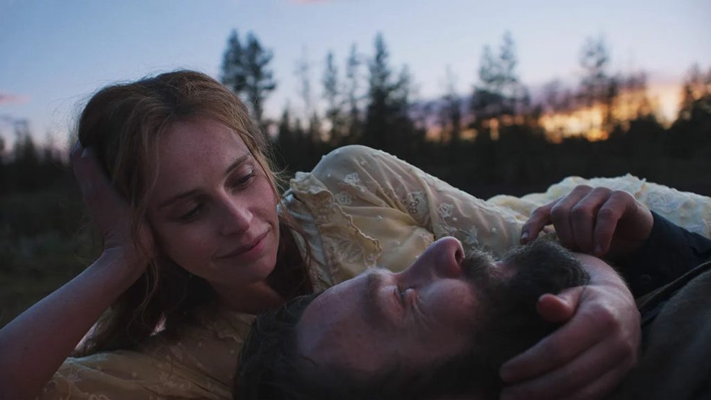 Train Dreams: Filosofisk Netflix-drama med Edgerton og Jones i topform