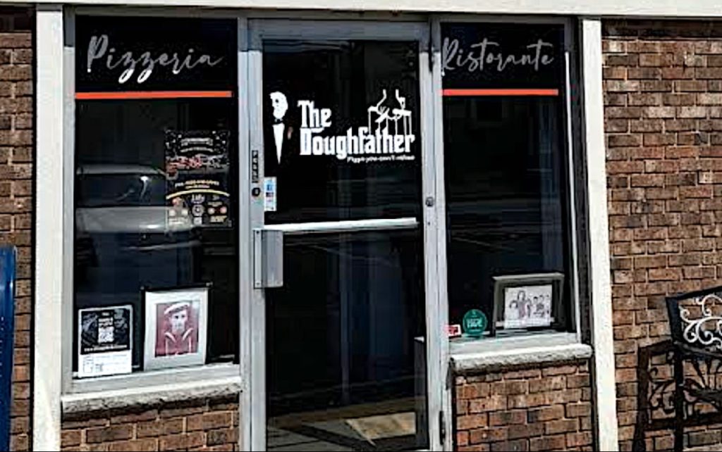 Pizzeria må lave nyt logo efter trusselsbrev fra Paramount
