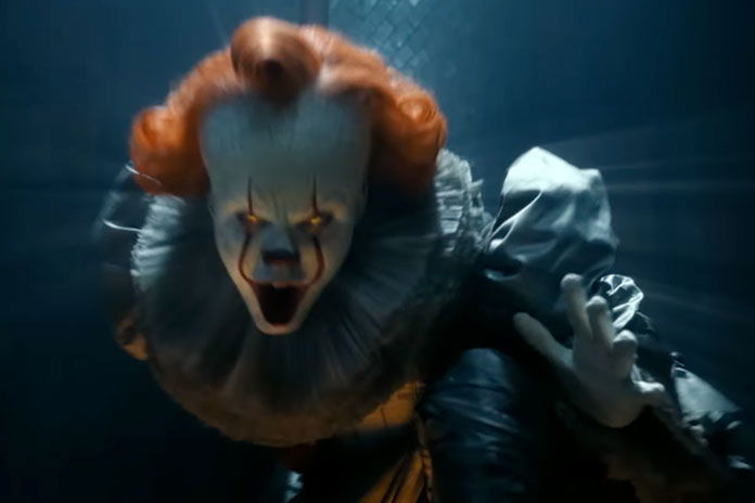 Final trailer til IT: Welcome to Derry sender Pennywise på blodig forhistorie