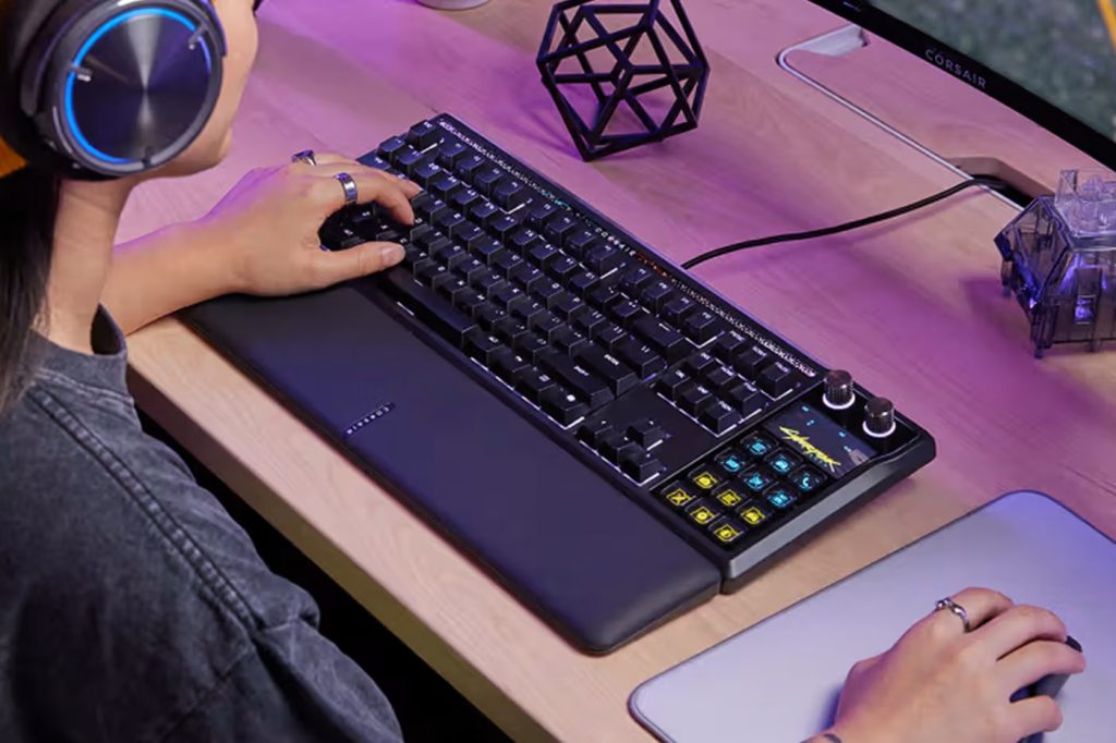 Corsair lancerer Galleon 100 SD: Tastaturet, der vil styre hele dit setup