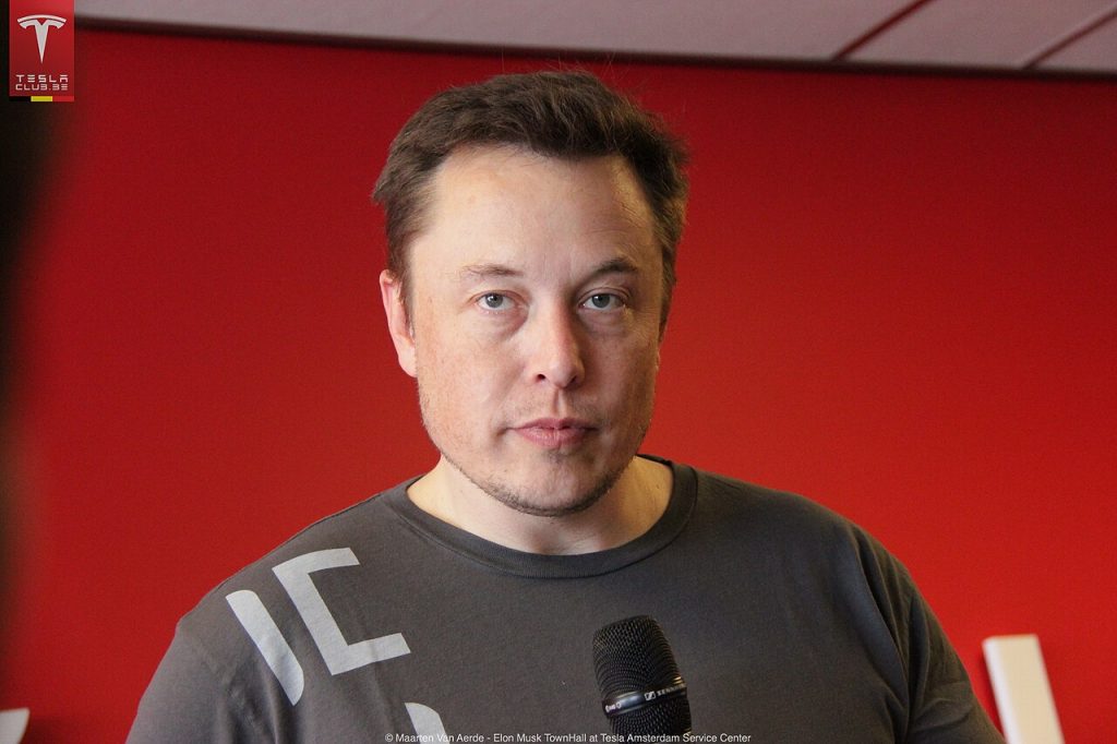 Går amok over Elon Musk-opslag: Sammenligner ham med Lex Luthor