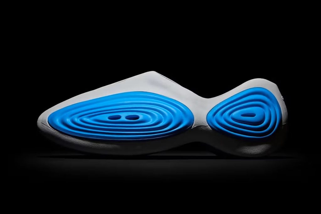 Crocs går fuld futuristisk med Ripple Clog “Neon Ocean”