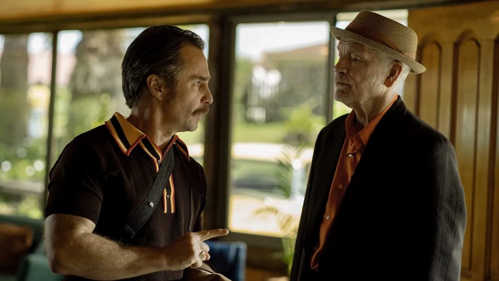 Første trailer til ‘Wild Horse Nine’ er landet – McDonagh er tilbage i sort humor-mode