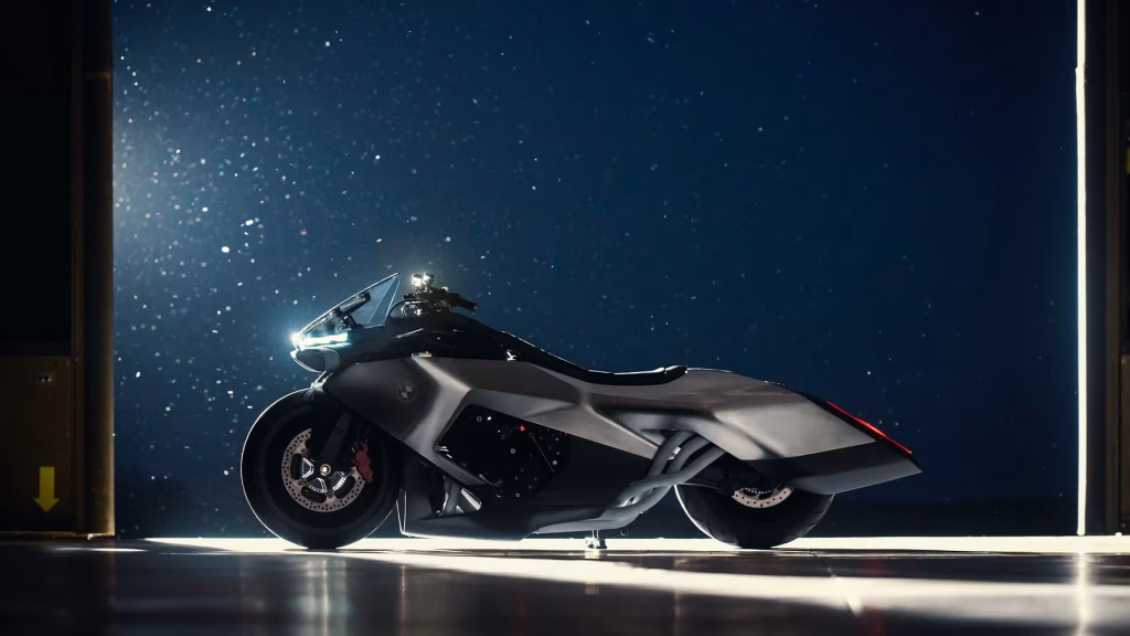 BMW viser futuristisk monsterbike med seks cylindre og Concorde-vibes