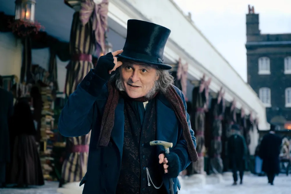 Johnny Depp er næsten ikke til at kende i første trailer til gyserudgaven af A Christmas Carol
