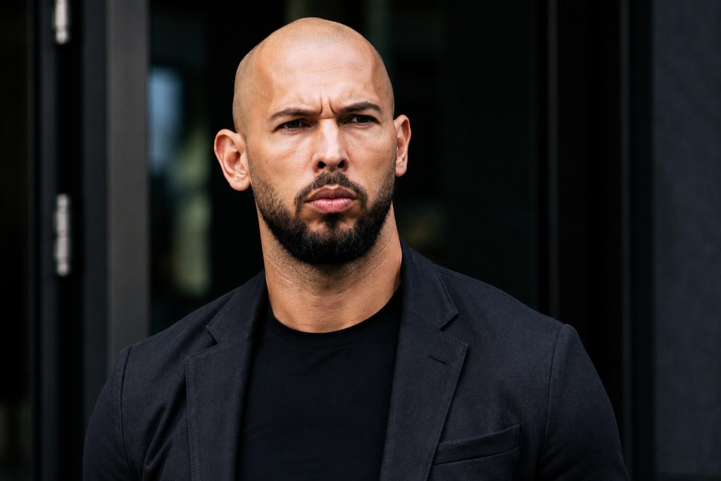 Nye alvorlige anklager mod Andrew Tate: Beskyldes for menneskehandel og udnyttelse af mindreårig