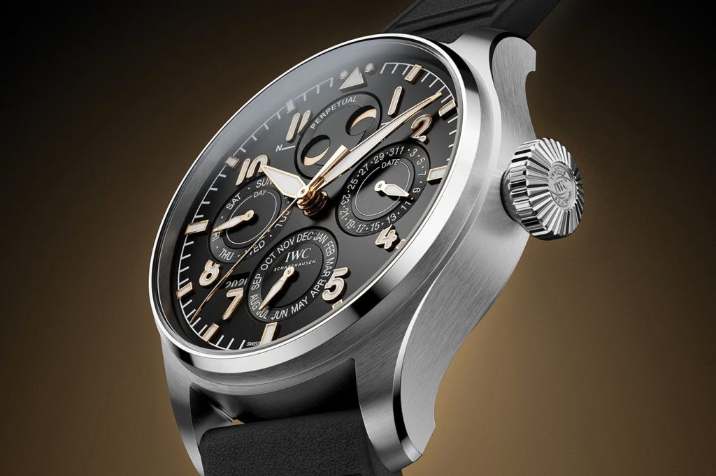 IWC fejrer 140 år med Mercedes-Benz med et Big Pilot-ur, der kan holde styr på kalenderen i århundreder