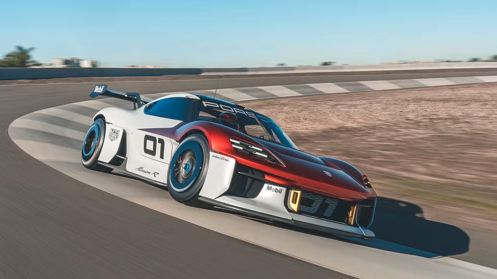 Porsche slår fast: Den elektriske 718 er stadig på vej