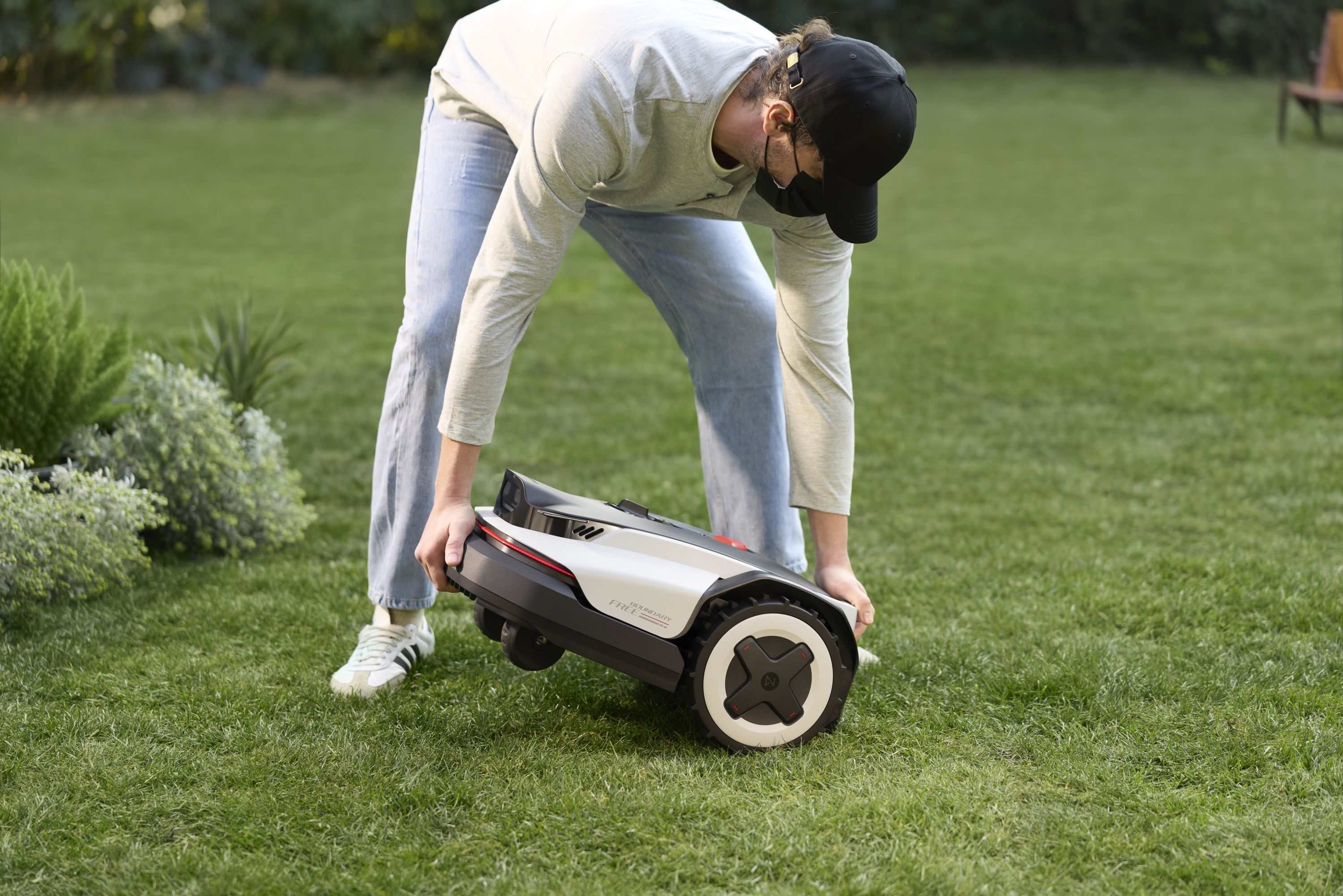 Roborock RockNeo Q2 LiDAR Lifestyle 01