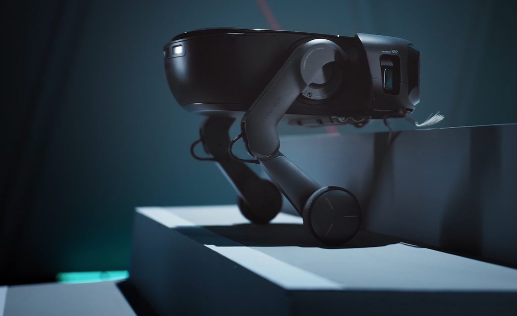 Robotterne overtager hjemmet og nu hopper Roborock også i poolen