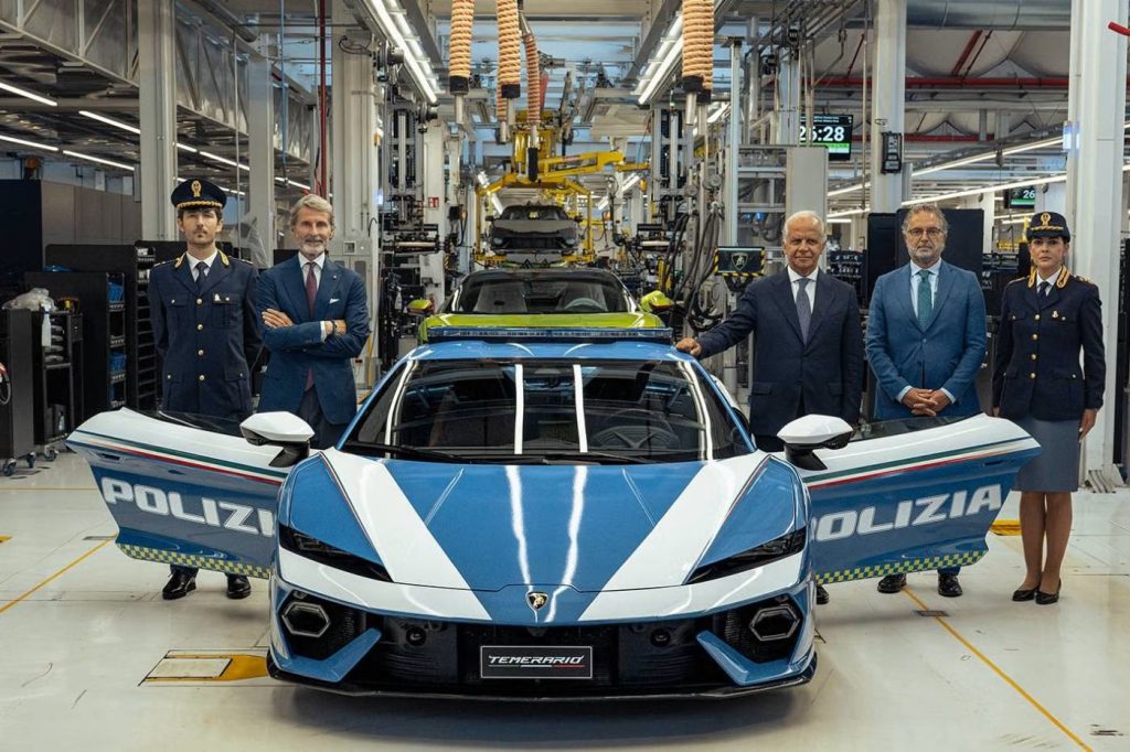 Italiensk politi får Lamborghini med 920 hk til livreddende missioner