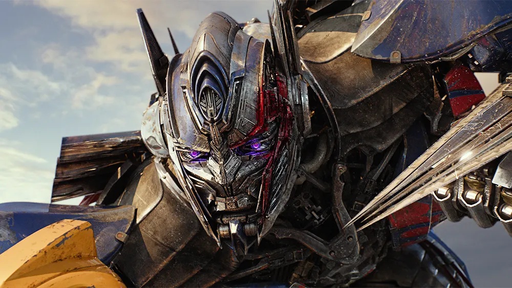 Steven Spielberg overtager styringen af Transformers, og skrotter stort crossover-projekt